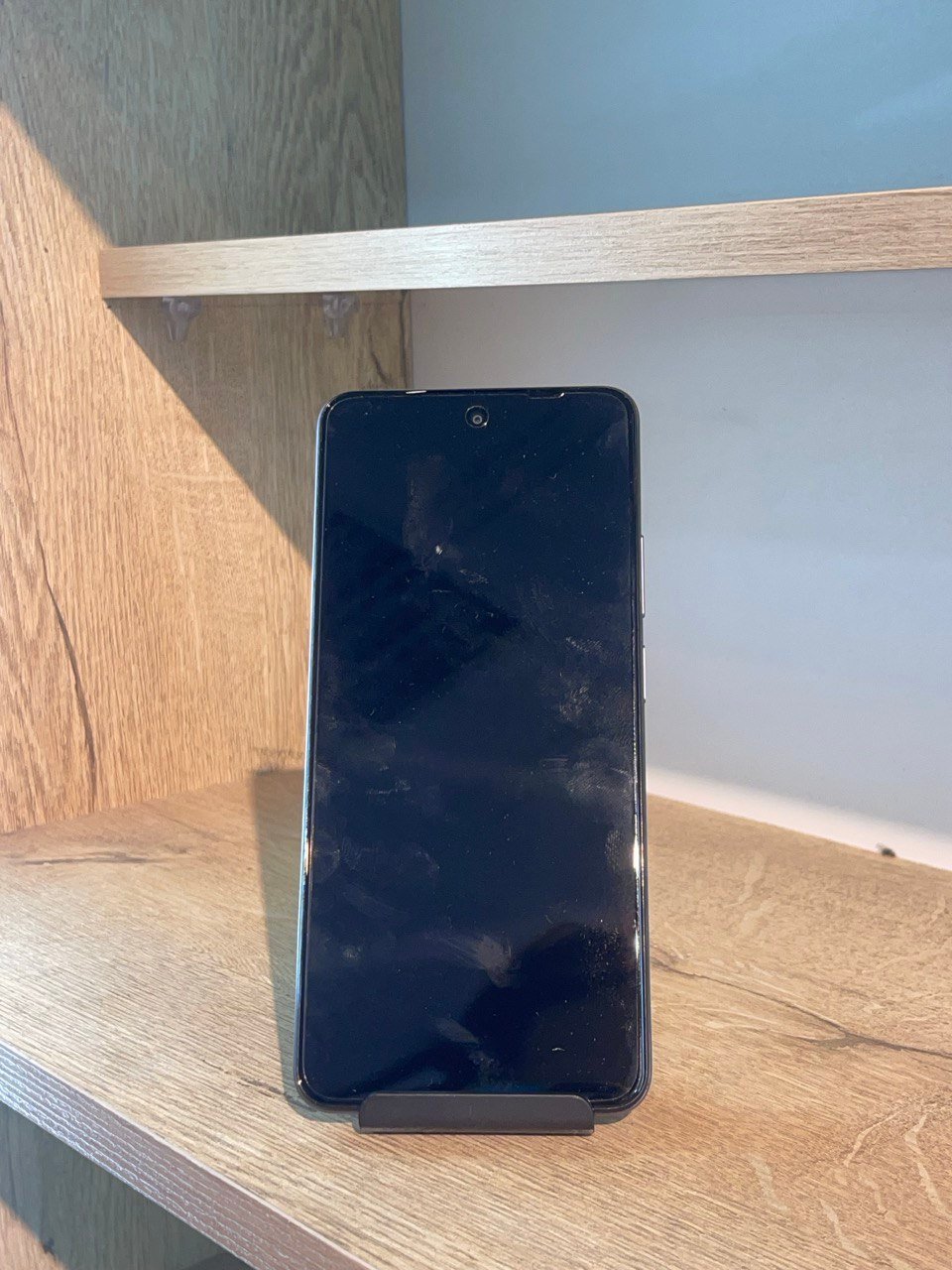 Realme C75x (8/256GB) – أداء قوي و ستايل أنيق بثمن مناسب - الصورة 4